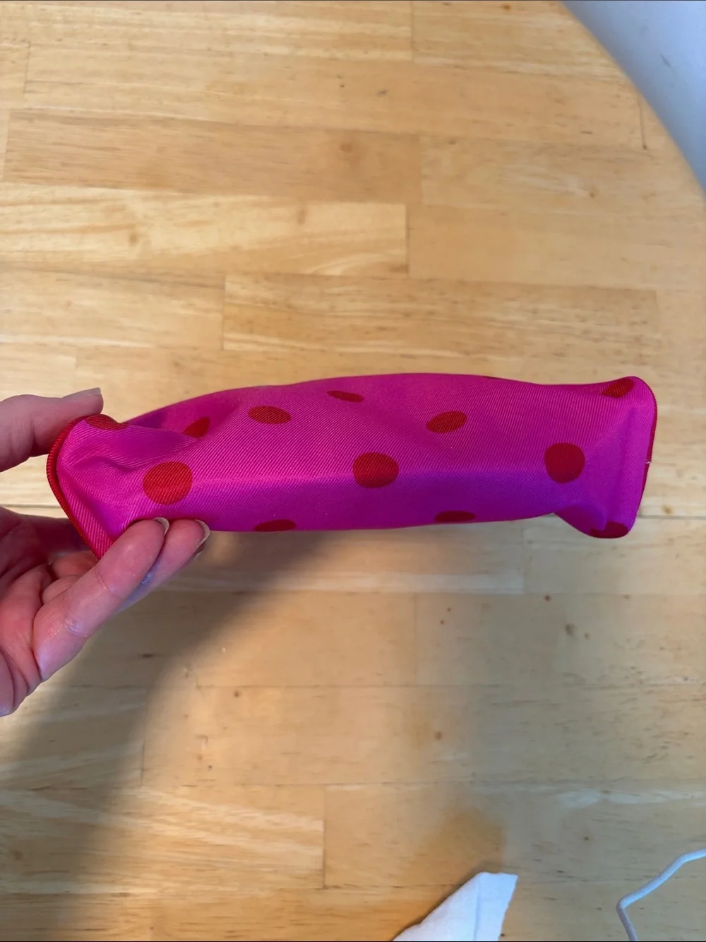 clinique x kate spade stylish cosmetic